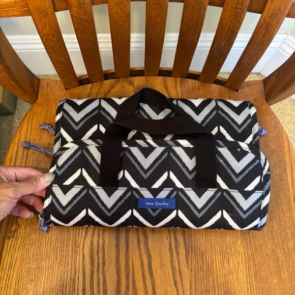 Vera Bradley Hanging Travel Organizer Chevron Blue Black Grey 5 Pocket 11”x30” - Picture 5 of 12
